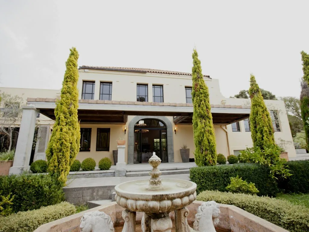 Gallery | The Milk Station | Photography by Jenny Siaosi